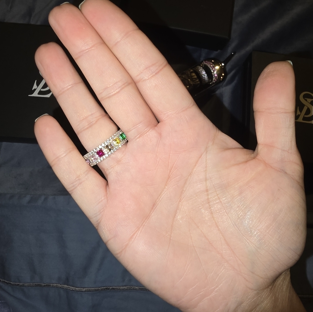 Sale FINE JEWELRY Rainbow Eternity Band Very Shiny & Classic! Retails $750 - Picture 6 of 10